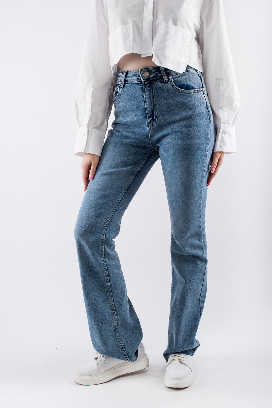 71329 Джинси кльош з середньою посадкою блакитні