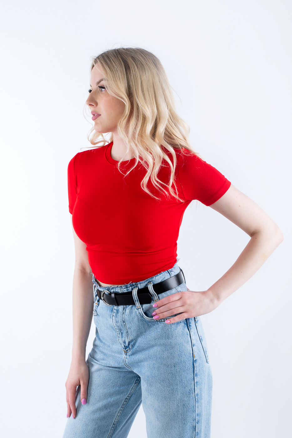 16137 Футболка укорочена червона