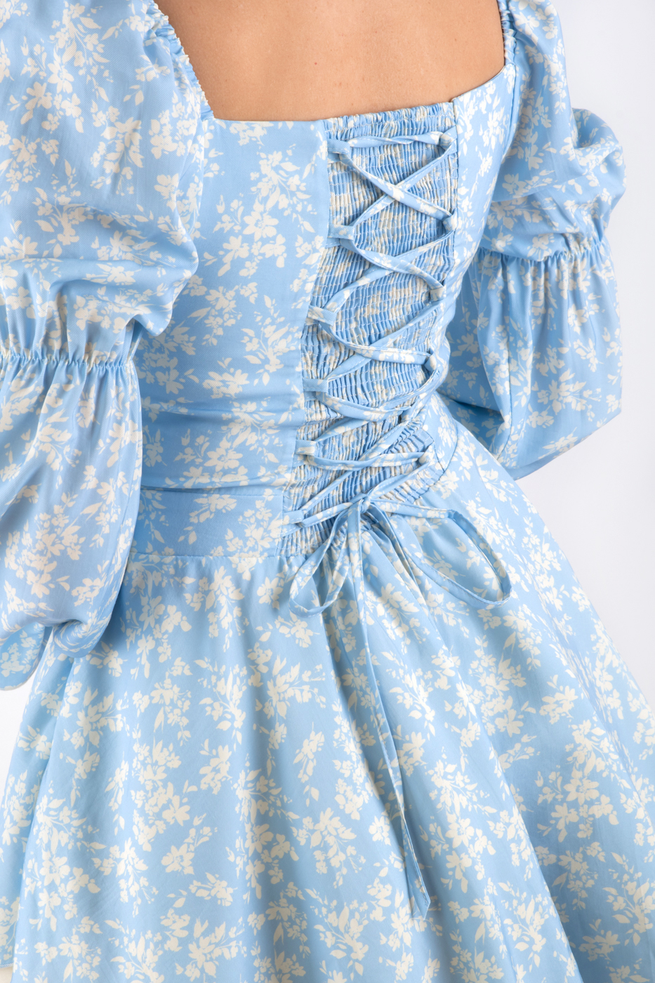 83444 Плаття з контрастною спідницею з принтом блакитне