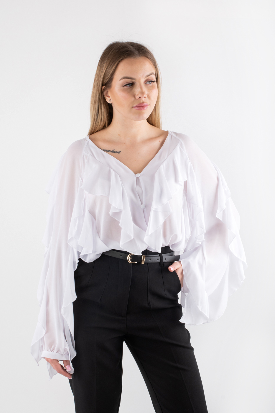 22014 Блуза з воланами біла