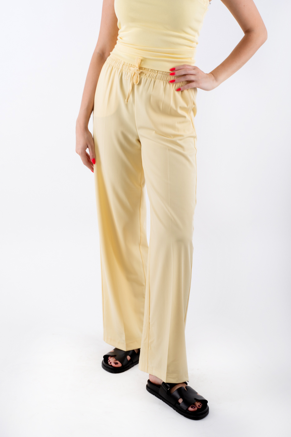 16054 Брюки прямі з зав'язками та поясом-резинкою жовті