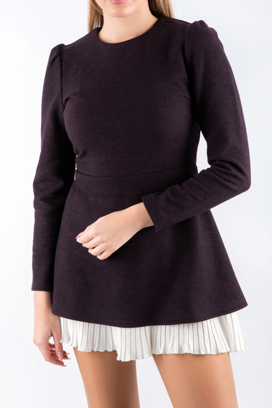 83430 Плаття міні зі спідницею плісе бургунді