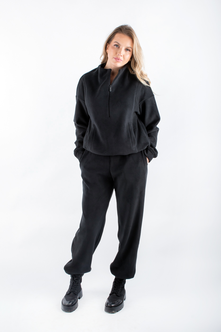 70002 Костюм спортивний утеплений чорний