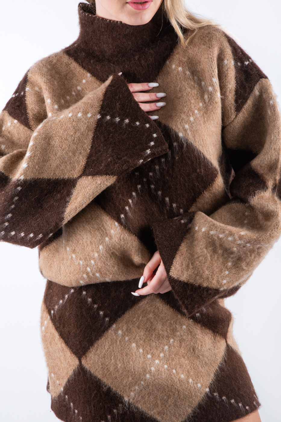 610107 Костюм зі спідницею міні з принтом коричнево-бежевий 