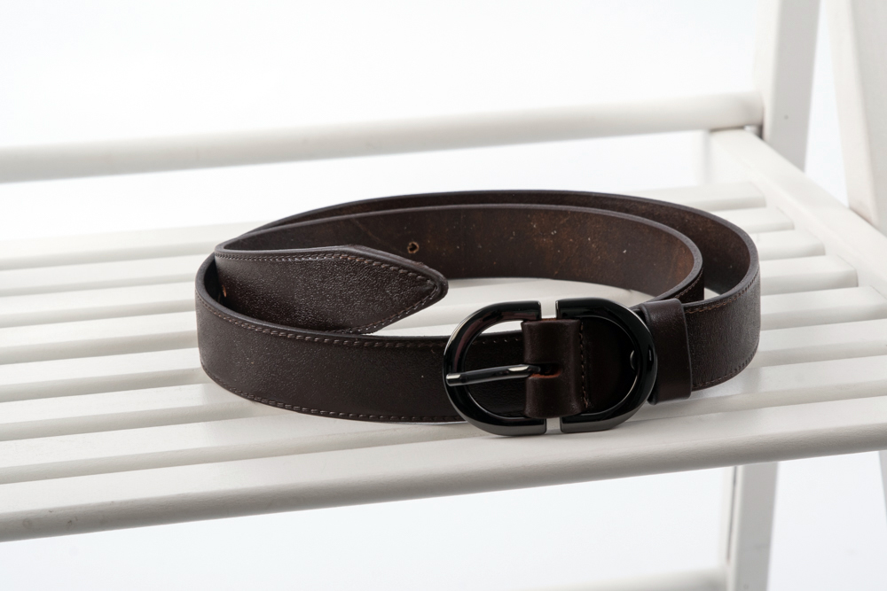 3522 Ремінь темно-коричневий з пряжкою чорною