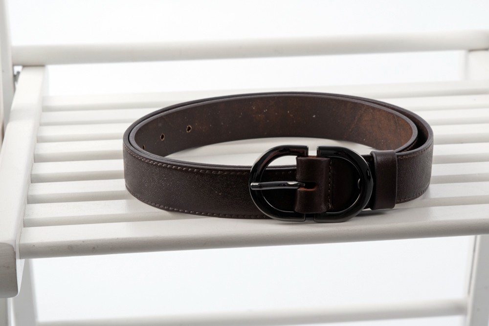 3522 Ремінь темно-коричневий з пряжкою чорною